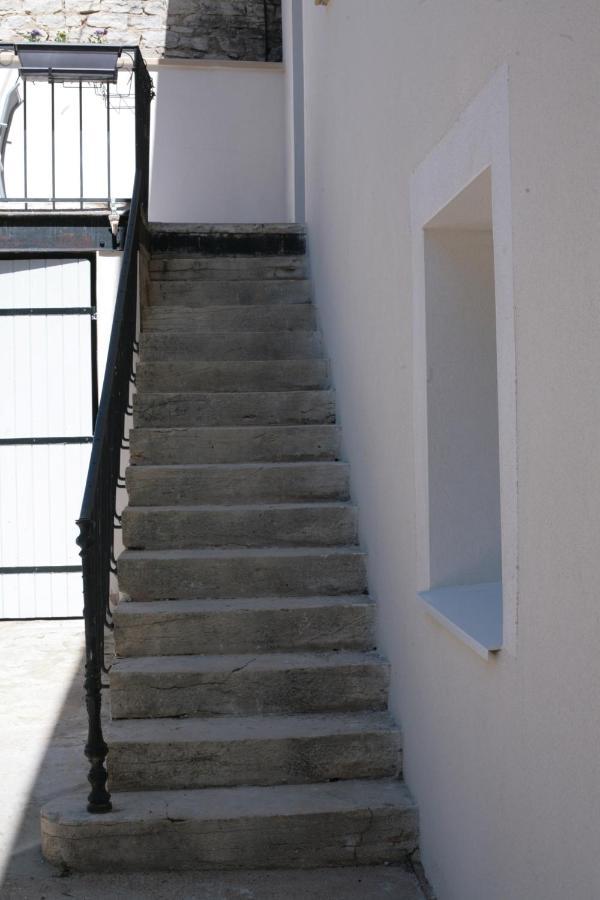 Rully House Daire Dış mekan fotoğraf